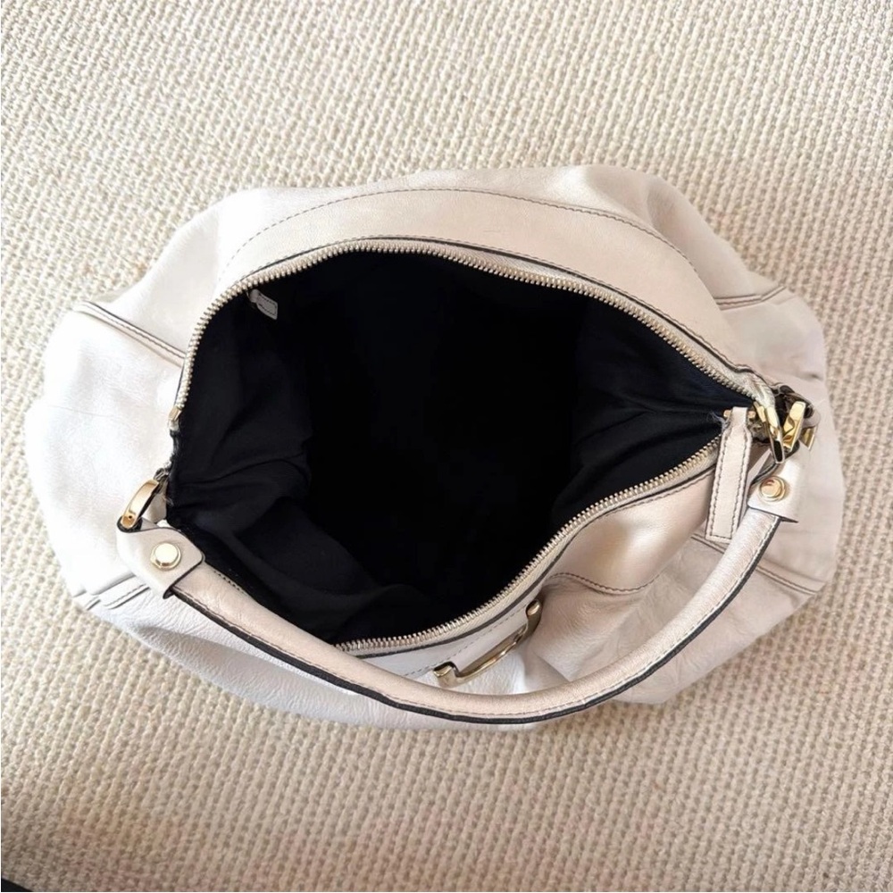 Gucci Ivory Leather Hobo Bag - Picture 15 of 16